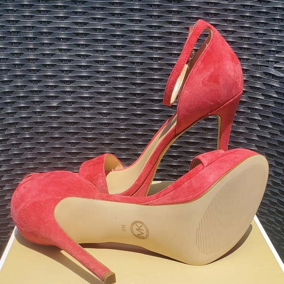 Michael Kors Heels - Picture 4 of 4